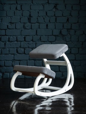 Балансирующий коленный стул Конёк Горбунёк (Белый) в Екатеринбурге - ok-mebel.com | фото 2
